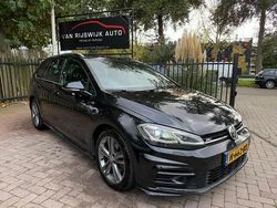 Zwart Gebruikt 2019 VW Golf VII Highline Stationwagen | € 10.990