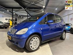 Blauw Gebruikt 2003 Mercedes A140 Elegance MPV | € 1.299 (Eerlijke prijs)