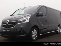 Komeetgrijs kna Gebruikt 2021 Renault Trafic Luxe Van | € 17.950 (Eerlijke prijs)