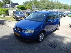 Blauw Gebruikt 2006 VW Touran MPV | € 1.495 (Eerlijke prijs)