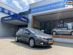 Grijs Gebruikt 2015 Kia Ceed Hatchback | € 8.490 (Eerlijke prijs)