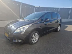 Zwart Gebruikt 2011 Peugeot 5008 MPV | € 2.950 (Eerlijke prijs)
