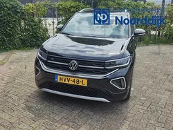 Zwart Gebruikt 2024 VW T-Cross R-line SUV | € 30.450 (Eerlijke prijs)