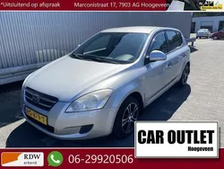 Grijs, metallic lak Gebruikt 2009 Kia Ceed Hatchback | € 2.250 (Goede deal)