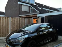 Zwart Gebruikt 2015 Renault Clio IV R.S. Hatchback | € 13.000 (Eerlijke prijs)