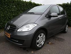 Grijs Gebruikt 2011 Mercedes A160 Business MPV | € 4.750 (Iets duurder)