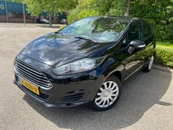 Zwart Gebruikt 2016 Ford Fiesta Titanium Hatchback | € 8.250 (Duur)