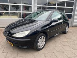 Gebruikt 1999 Peugeot 206 | € 1.999 (Iets duurder)
