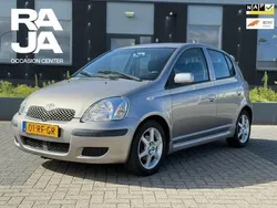 Grijs Gebruikt 2005 Toyota Yaris Sport Hatchback | € 3.950 (Eerlijke prijs)