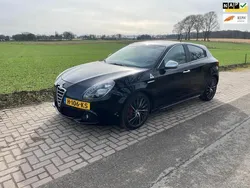 Zwart Gebruikt 2012 Alfa Romeo Giulietta Quadrifoglio Verde Hatchback | € 9.995 (Goede deal)