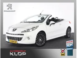 Wit, metallic lak Gebruikt 2013 Peugeot 207 CC Cabriolet | € 6.850 (Eerlijke prijs)