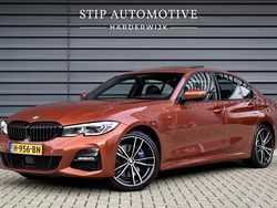 Oranje Gebruikt 2020 BMW 330e M Sport Sedan | € 33.900 (Iets duurder)