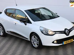 Wit Gebruikt 2013 Renault Clio IV Expression Hatchback | € 4.445 (Eerlijke prijs)