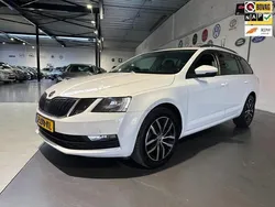 Wit Gebruikt 2019 Skoda Octavia Business Line Stationwagen | € 10.999 (Goede deal)