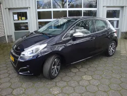 Blauw Gebruikt 2019 Peugeot 208 Allure Hatchback | € 15.000 (Iets duurder)