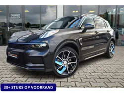 Zwart Gebruikt 2022 Lynk & Co 01 SUV | € 25.900 (Eerlijke prijs)