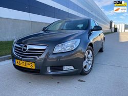 Grijs (metallic) Gebruikt 2012 Opel Insignia Hatchback | € 3.499 (Goede deal)