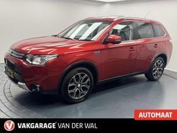 Rood Gebruikt 2015 Mitsubishi Outlander P-HEV Instyle SUV | € 10.500 (Goede deal)