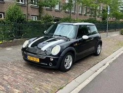 Zwart Gebruikt 2005 Mini ONE Hatchback | € 2.500 (Eerlijke prijs)