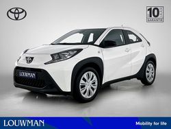 Wit Gebruikt 2025 Toyota Aygo Play Hatchback | € 19.995 (Iets duurder)