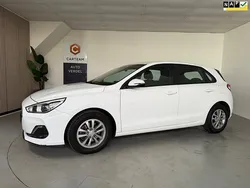 Wit Gebruikt 2019 Hyundai i30 Comfort Hatchback | € 8.950 (Eerlijke prijs)