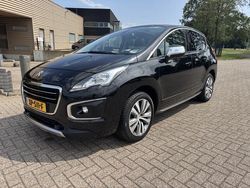 Zwart, metallic lak Gebruikt 2016 Peugeot 3008 Allure MPV | € 10.945