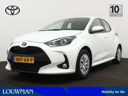 Wit Gebruikt 2024 Toyota Yaris Active Hatchback | € 23.745 (Eerlijke prijs)