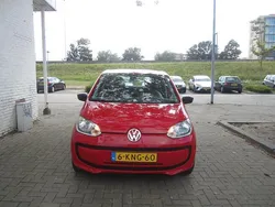 Rood Gebruikt 2013 VW up! move up! Hatchback | € 4.750 (Eerlijke prijs)