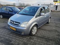 Grijs (metallic) Gebruikt 2003 Opel Meriva Cosmo MPV | € 1.149 (Goede deal)