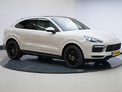 Grijs Gebruikt 2021 Porsche Cayenne SUV | € 75.745 (Goede deal)