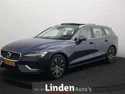 Blauw Gebruikt 2021 Volvo V60 R-Design Stationwagen | € 31.950 (Eerlijke prijs)