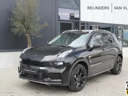 Zwart Gebruikt 2023 Lynk & Co 01 SUV | € 28.890 (Eerlijke prijs)