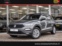 Grijs Gebruikt 2018 VW T-Roc Style SUV | € 17.945 (Eerlijke prijs)