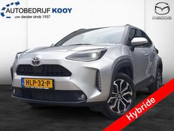 Grijs Gebruikt 2024 Toyota Yaris Cross Style SUV | € 28.950 (Eerlijke prijs)