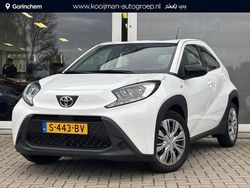 Wit Gebruikt 2023 Toyota Aygo X Play SUV | € 16.400
