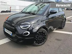 Zwart Gebruikt 2022 Fiat 500e Hatchback | € 19.950 (Eerlijke prijs)