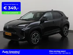 Zwart Gebruikt 2022 Toyota Yaris Cross Executive SUV | € 27.895 (Eerlijke prijs)