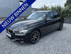 Zwart Gebruikt 2012 BMW 316 Sport Line Sedan | € 13.950 (Eerlijke prijs)