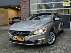 Grijs Gebruikt 2013 Volvo V60 Summum Stationwagen | € 9.995 (Eerlijke prijs)