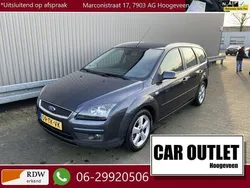 Grijs, metallic lak Gebruikt 2006 Ford Focus Titanium Stationwagen | € 1.450 (Eerlijke prijs)