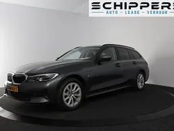 Grijs Gebruikt 2022 BMW 320e Stationwagen | € 26.900 (Super prijs)