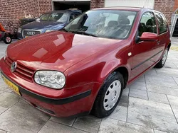 Rood Gebruikt 1999 VW Golf IV Trendline Hatchback | € 1.200 (Eerlijke prijs)