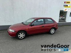 Rood, metallic lak Gebruikt 1997 Mazda 323 Hatchback | € 850 (Eerlijke prijs)