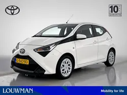 Wit Gebruikt 2021 Toyota Aygo X-play Hatchback | € 12.445 (Eerlijke prijs)