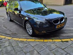 Zwart Gebruikt 2010 BMW 520 Stationwagen | € 5.300 (Eerlijke prijs)