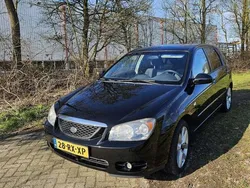 Zwart Gebruikt 2005 Kia Cerato EX Hatchback | € 2.450 (Iets duurder)