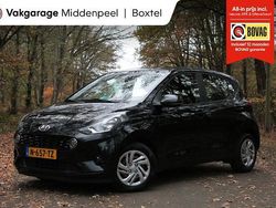 Zwart Gebruikt 2022 Hyundai i10 Comfort Hatchback | € 13.899 (Eerlijke prijs)