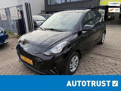 Zwart Gebruikt 2024 Hyundai i10 Comfort Hatchback | € 15.799 (Eerlijke prijs)