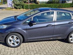 Grijs Gebruikt 2009 Ford Fiesta Trend Hatchback | € 3.500 (Eerlijke prijs)