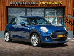 Blauw, metallic lak Gebruikt 2014 Mini Cooper D Chili Hatchback | € 10.900
